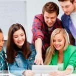 Hay 368 puestos para prácticas profesionales en entidades del sector público practicantes.jpg