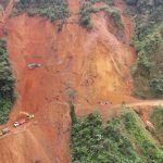 Derrumbe en la vía Quibdó (Chocó) – Medellín webvia.jpg