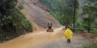 Habilitado el paso en La Huesera, Troncal del Café whatsapp-image-20160510_1.jpg
