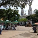 En Andes: sobrevivientes del conflicto armado reciben indemnización económica