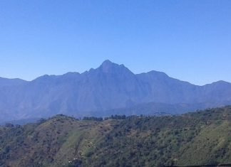 Experiencias familiares que maduran Farallones del Citará, mi compañero inseparable, siempre presente en mis momentos de alegría, incertidumbre y, sobre todo, en mis ensueños. Foto de Historia de S. Gregorio, Sra. Luz Mery Guerra.