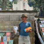 En Fredonia: don Pedro Uribe, el librero bajo la ceiba que sueña con un mundo en paz