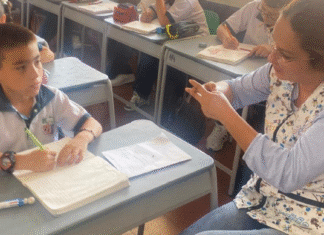 La experiencia de Luz Sorany Álvarez como maestra y modelo lingüístico con discapacidad auditiva