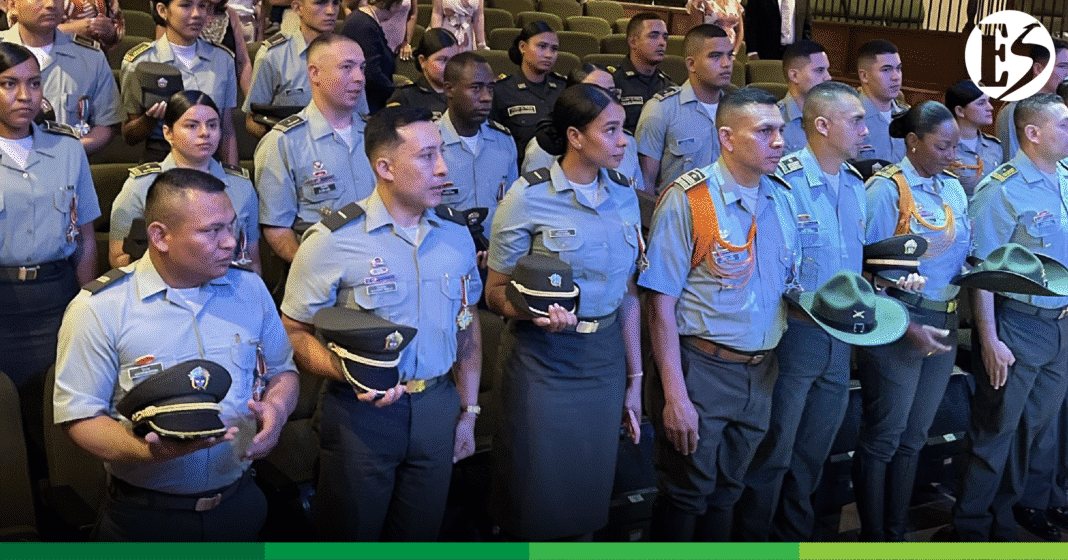 RECONOCIMEINTO POLICÍA JARDÍN-03