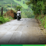 Gobernación entregó placa huella en zona rural de Jardín y anunció pavimentación de vía hacia Riosucio