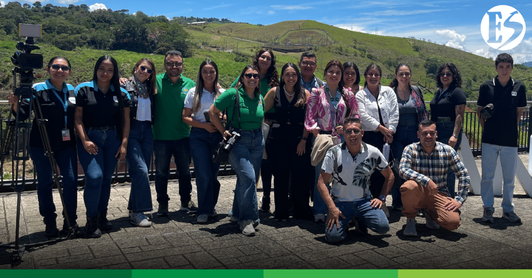 CATEDRA DE PERIODISMO AMBIENTAL-03