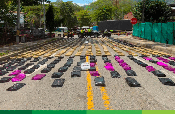 En La Pintada: hallan 673 kilos de marihuana dentro de un vehículo en la vía a Bolombolo